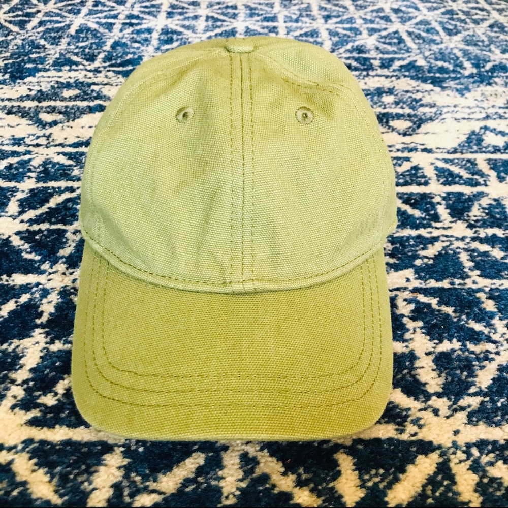 Madewell Hat in moss green